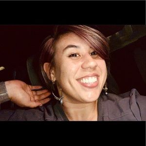 Meet your Posher, Lisi